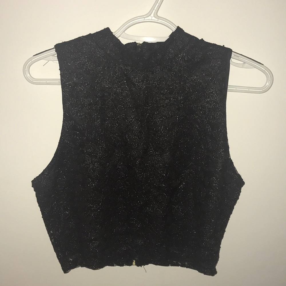 Black and gold crop top